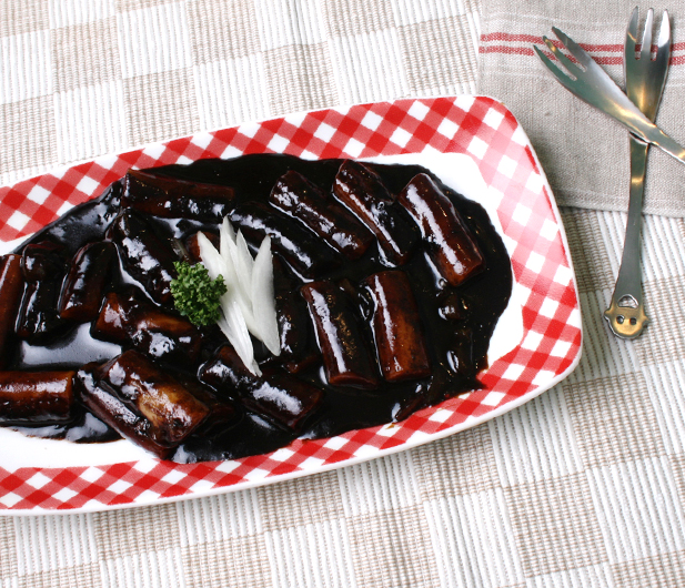 짜장 떡볶이